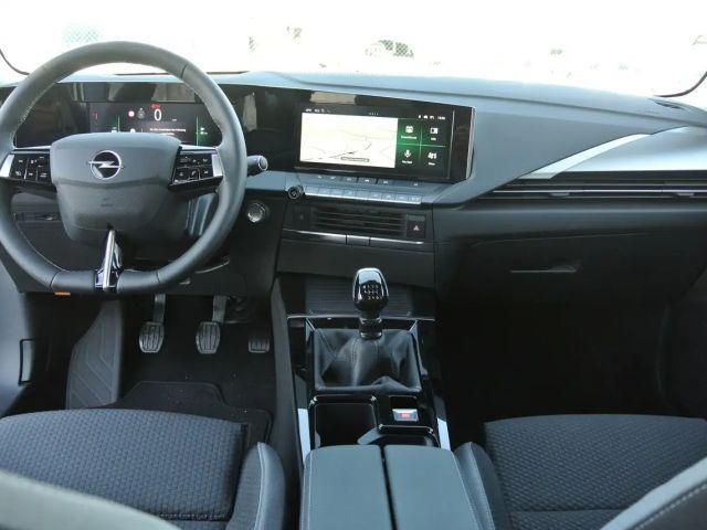 Opel Astra 1.2 Turbo Edition Turbo