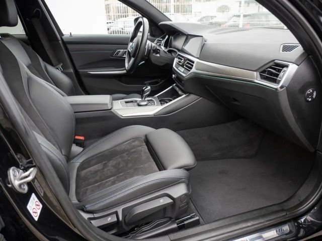 BMW 330 330e M-Sport Touring