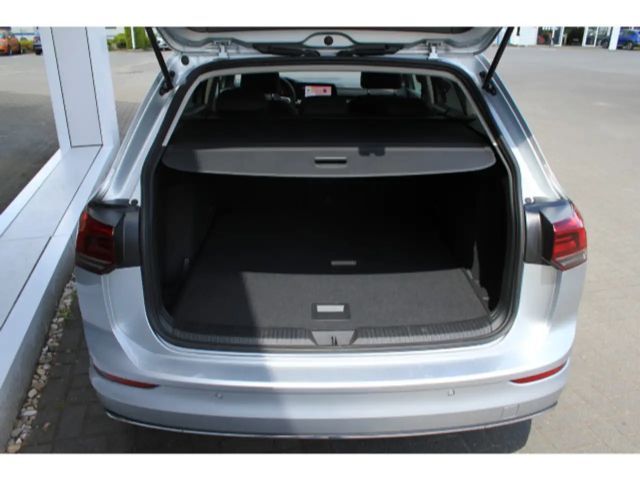 Volkswagen Golf 1.5 eTSI Style Variant