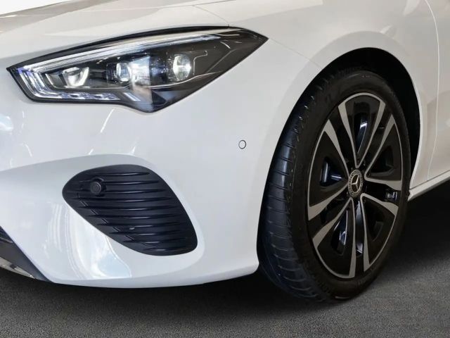 Mercedes-Benz CLA 200 CLA