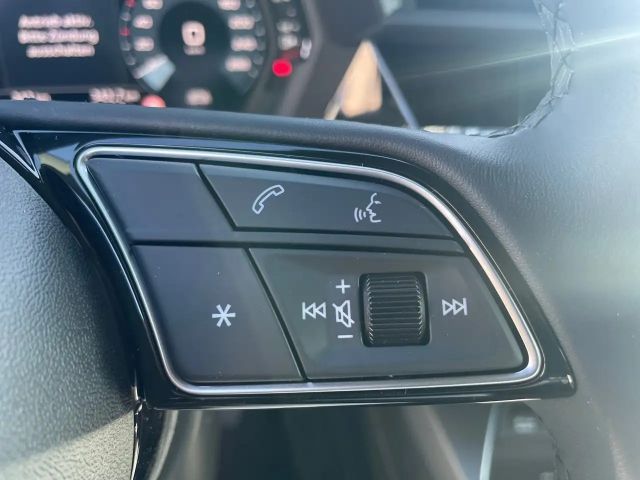 Audi A3 30 TFSI Sedan