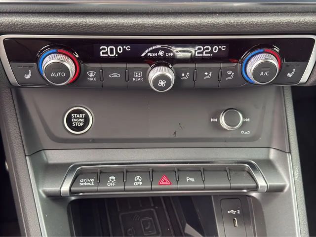 Audi Q3 35 TFSI S-Line