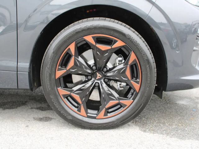 Cupra Terramar 1.5 e-Hybrid