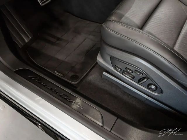 Porsche Macan Turbo