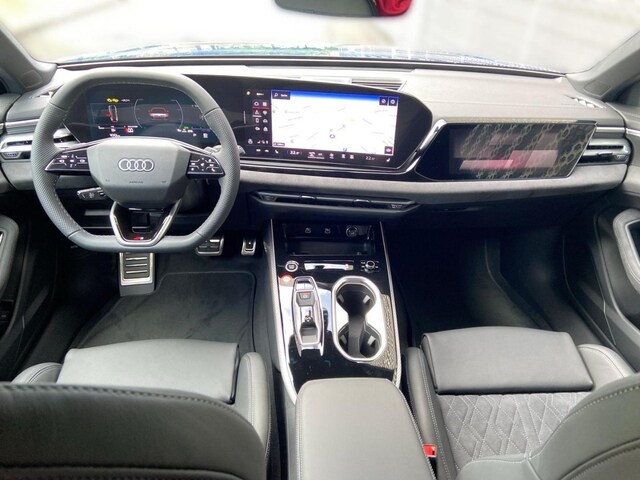 Audi A6 Avant Quattro S-Tronic