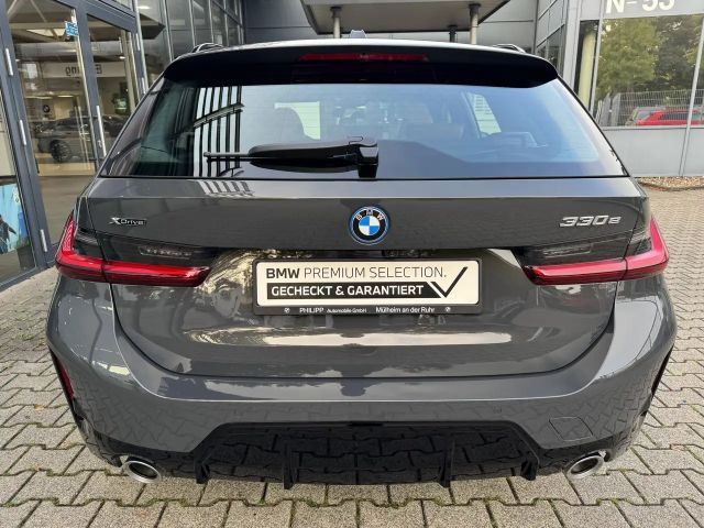BMW 330 330e M-Sport Touring xDrive