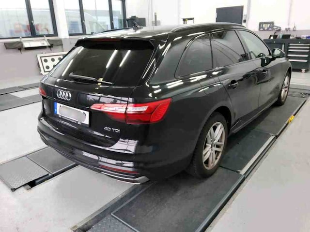 Audi A4 40 TDI Avant S-Tronic