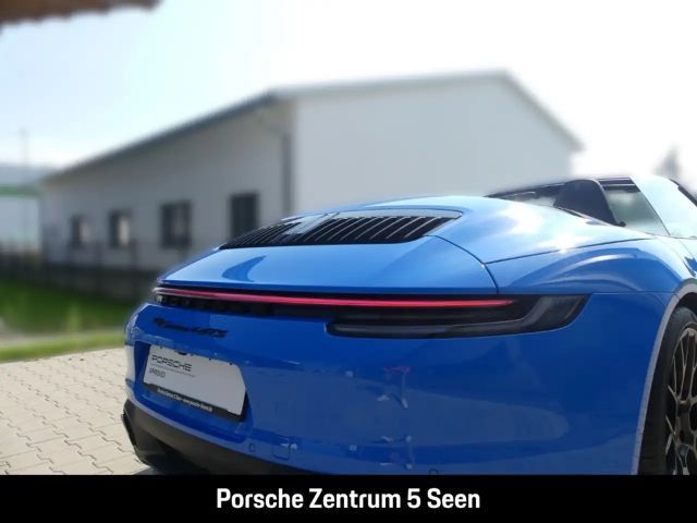 Porsche 992 4 Cabrio Carrera GTS