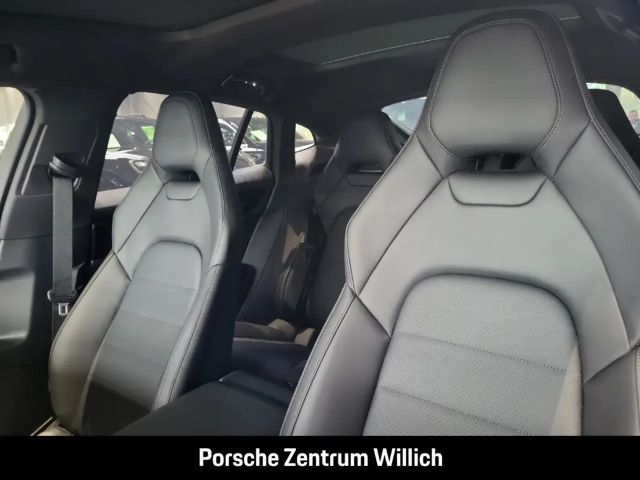 Porsche Panamera 4 E-Hybrid