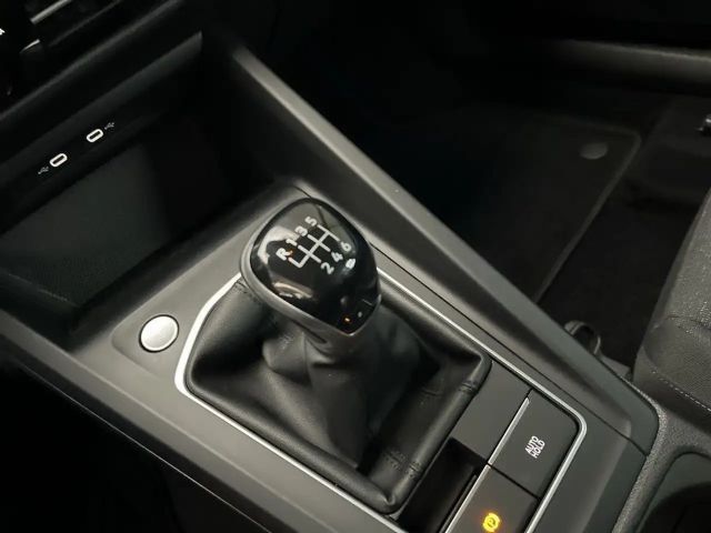 Volkswagen Golf 1.0 TSI Life Variant