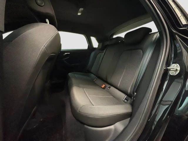 Audi A3 30 TFSI Sedan