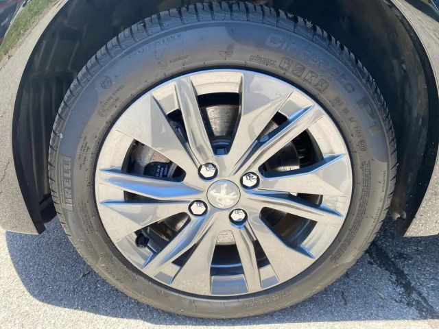 Peugeot E-208 Allure Pack