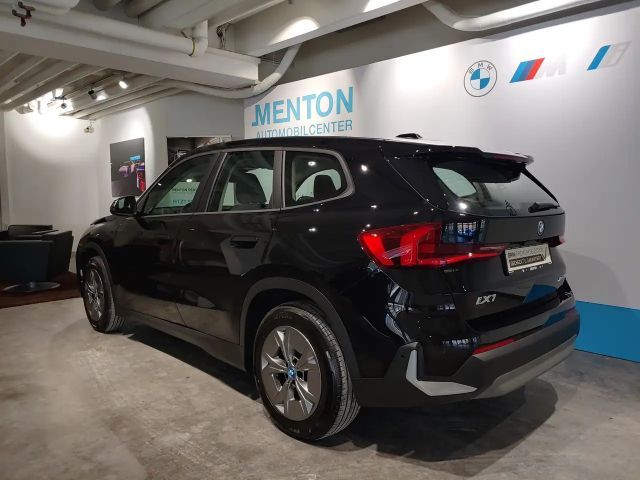 BMW iX1 xDrive30