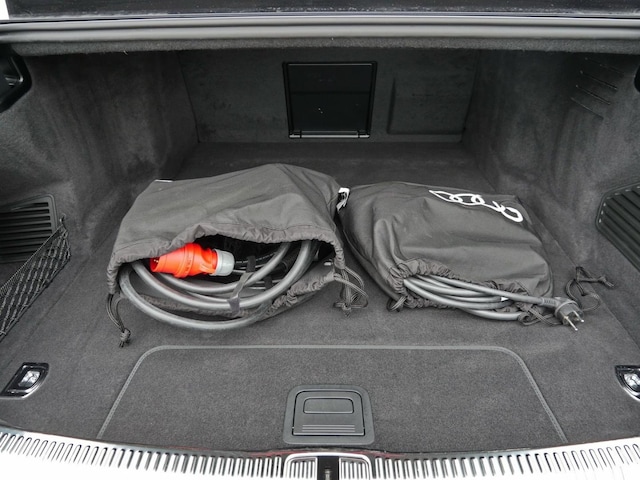 Audi A8 60 TFSI Hybride Quattro