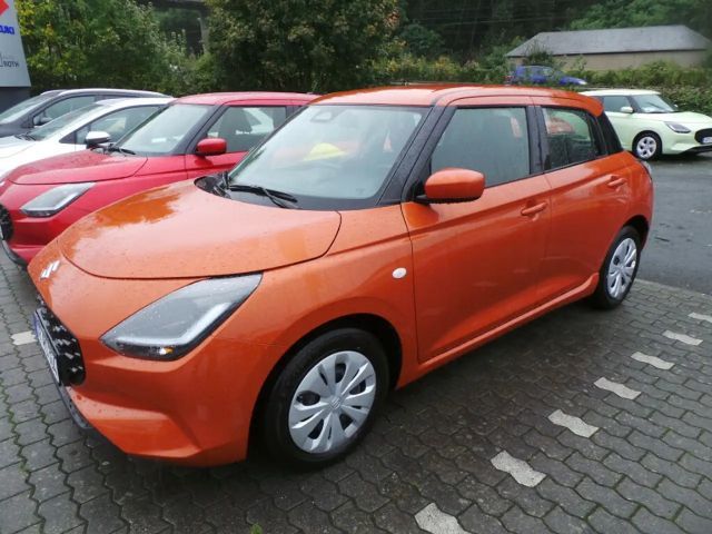 Suzuki Swift Club DualJet Hybrid