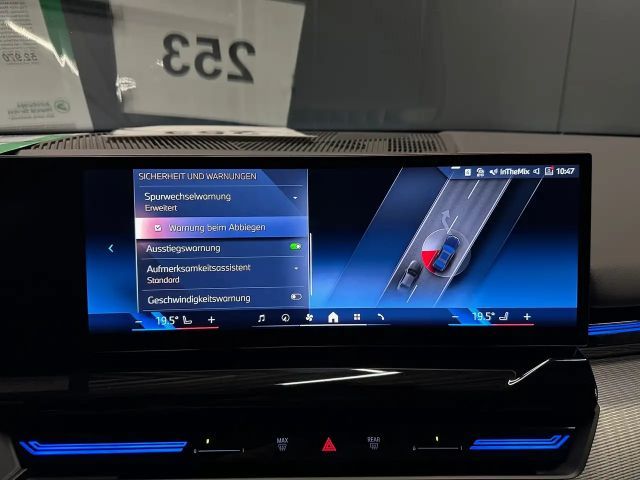 BMW 520 520d M-Sport Sedan