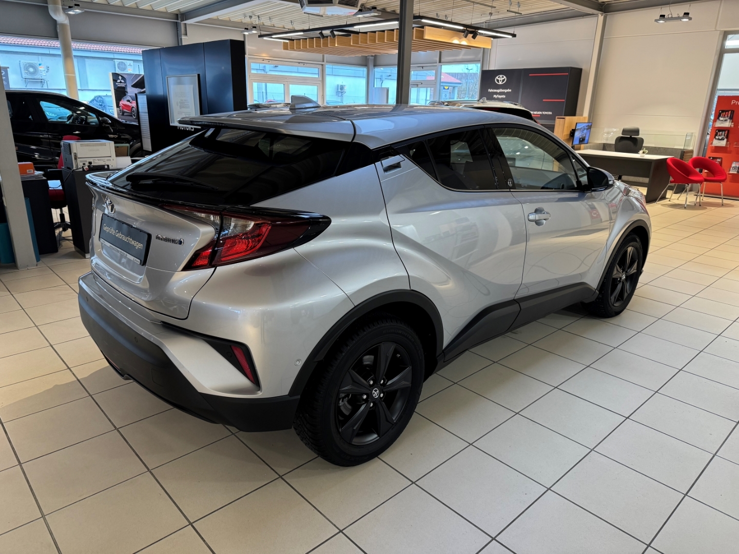 Toyota C-HR 5-deurs Team D