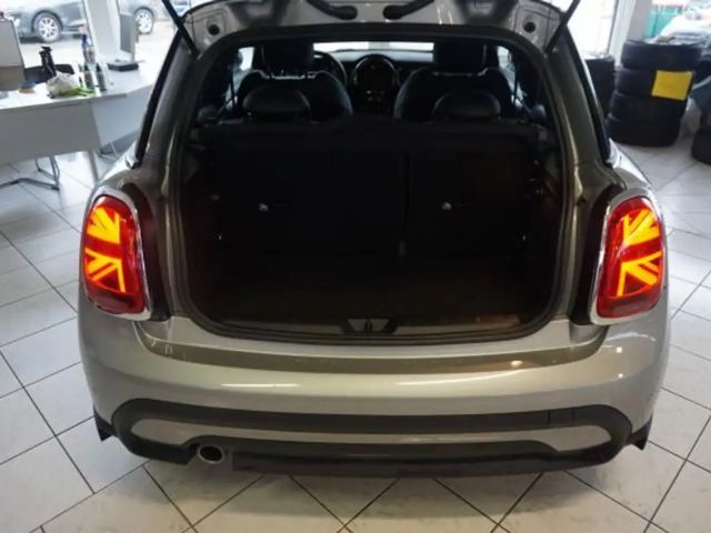 MINI Cooper COOPER 1,5 CAMDEN LEDER NAVI LED SHZ TEMPOMAT 17"