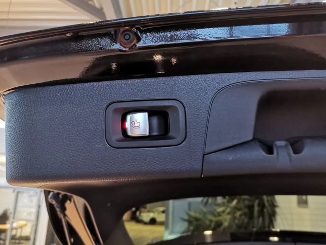 Mercedes-Benz GLC 300 4MATIC AMG Line