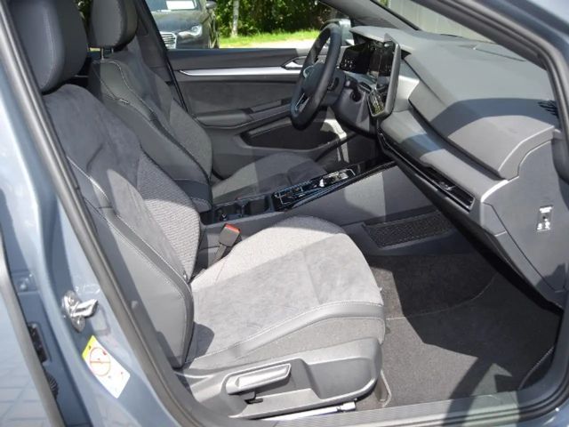 Volkswagen Golf 1.5 eTSI DSG Golf VIII