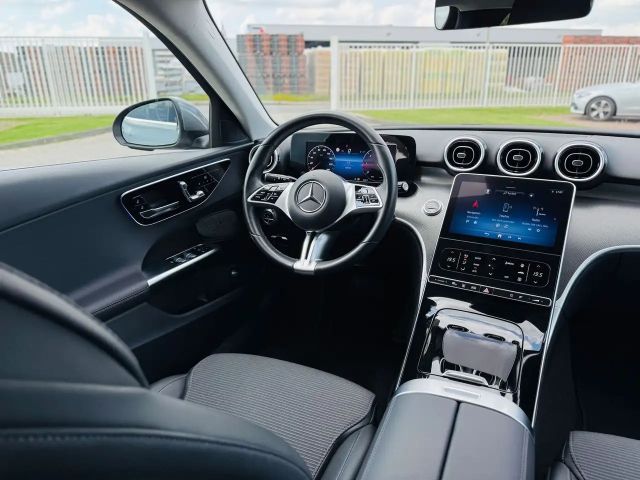 Mercedes-Benz C 220 AVANTGARDE C 220 d Estate