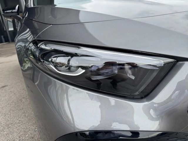 Mercedes-Benz A 180 AMG Line Hatchback