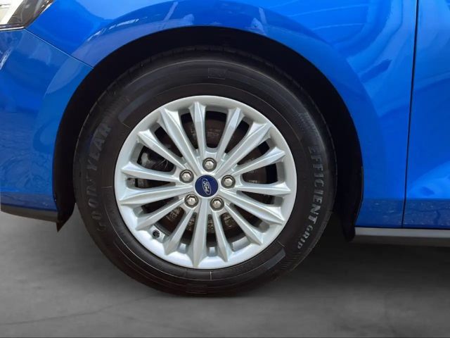 Ford Focus Titanium Wagon