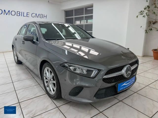 Mercedes-Benz A 180 Progressive