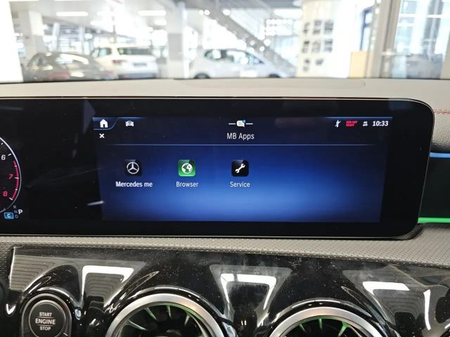 Mercedes-Benz CLA 180 AMG Line