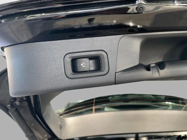 Mercedes-Benz B 200 Progressive Sedan