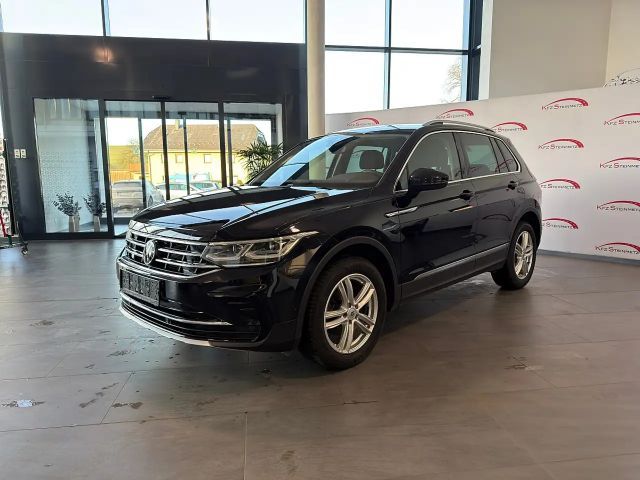 Volkswagen Tiguan 4Motion DSG Elegance Elegance