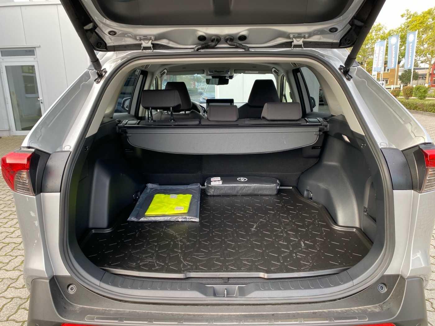 Toyota RAV4 4x2 Hybride Team D