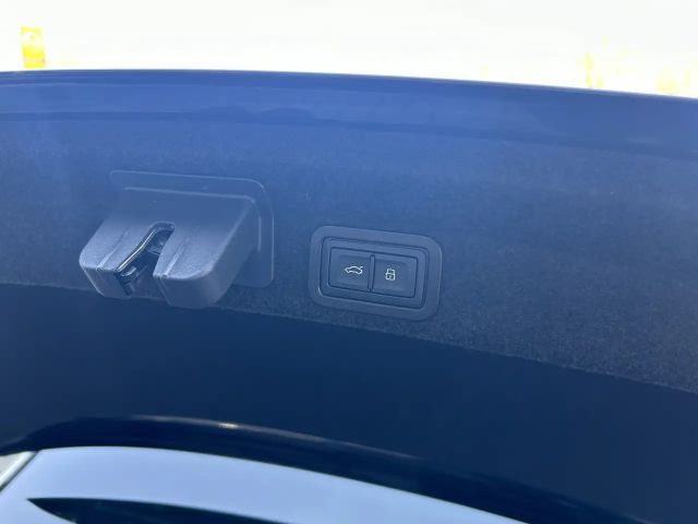 Audi A6 55 TFSI Quattro Sedan