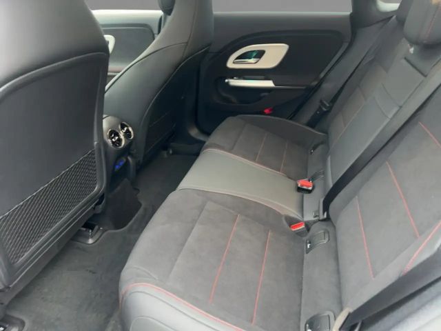 Mercedes-Benz CLA 250 AMG Line Coupé