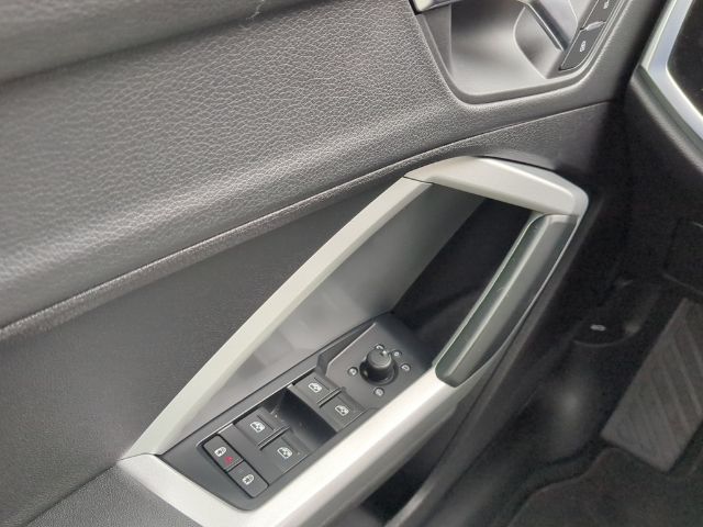 Audi Q3 35 TDI S-Tronic