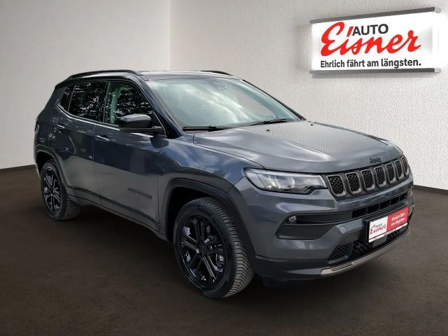 Jeep Compass 1.3 PHEV UPLAND AT