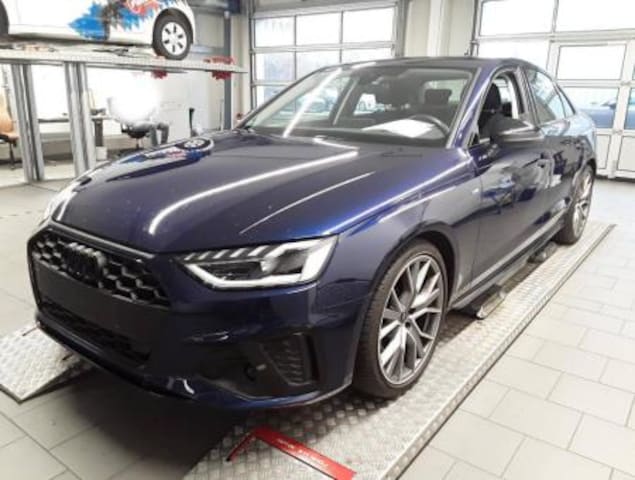 Audi A4 35 TFSI S-Line Sedan