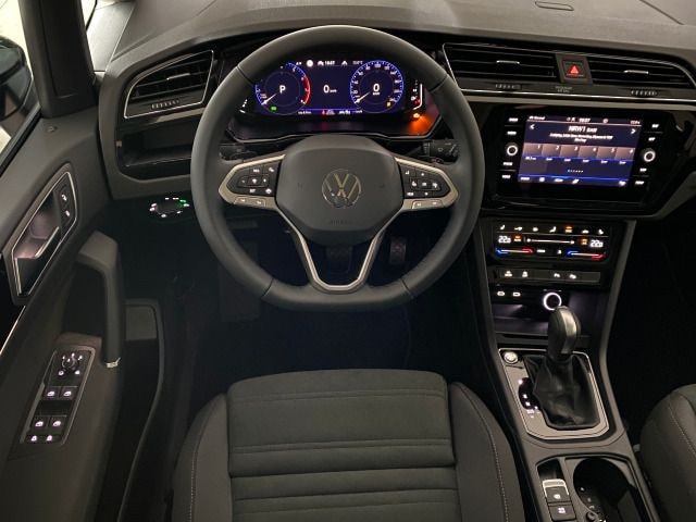 Volkswagen Touran 1.5 TSI DSG Highline