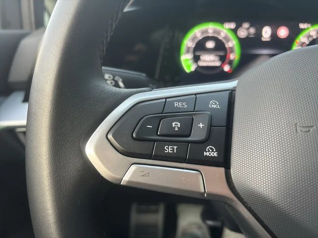 Volkswagen Golf 1.5 TSI Golf VIII Variant