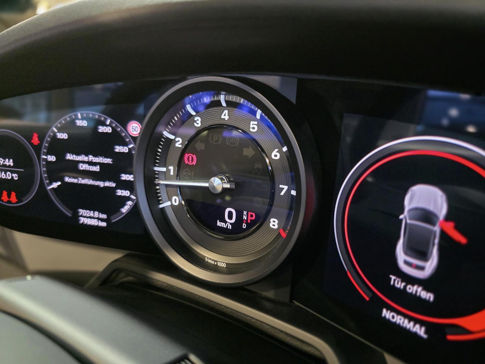 Porsche 911 4 992 Cabriolet Carrera