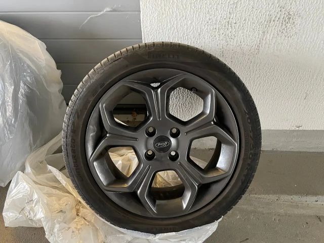 Ford EcoSport ST Line