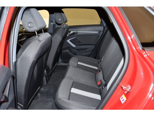 Audi A3 35 TFSI S-Line Sportback