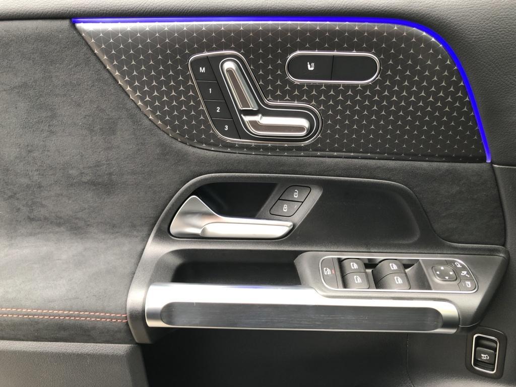 Mercedes-Benz GLB 220 AMG Line