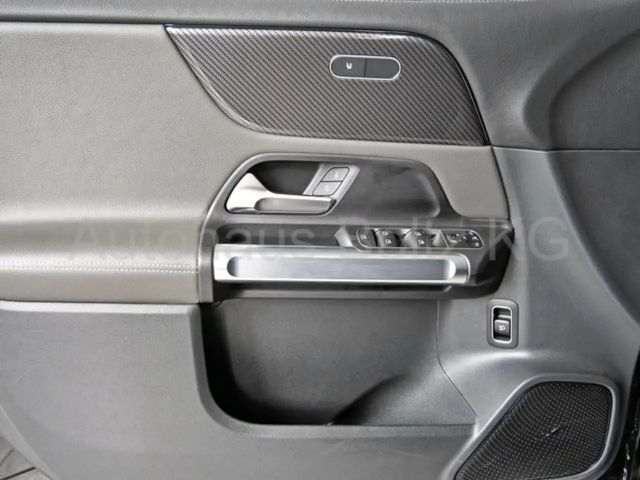 Mercedes-Benz GLB 250 AMG Line