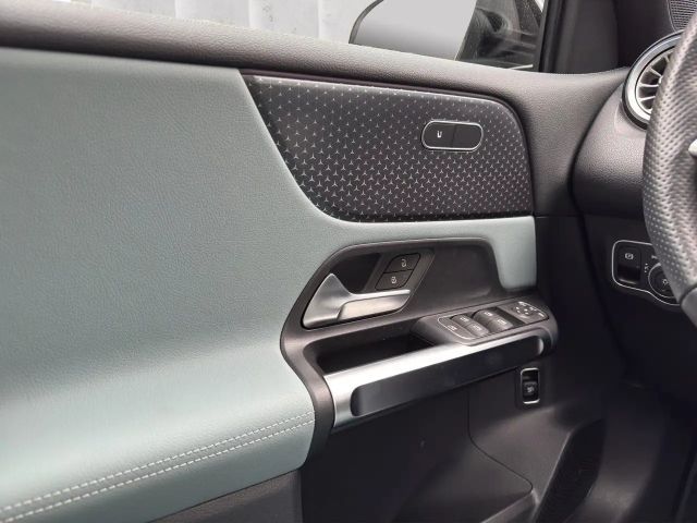 Mercedes-Benz EQB 350 4MATIC AMG Line