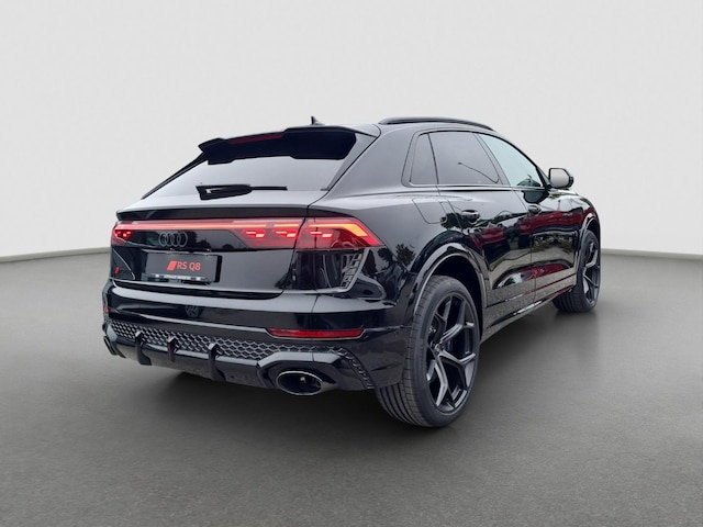 Audi RS Q8 Performance Quattro