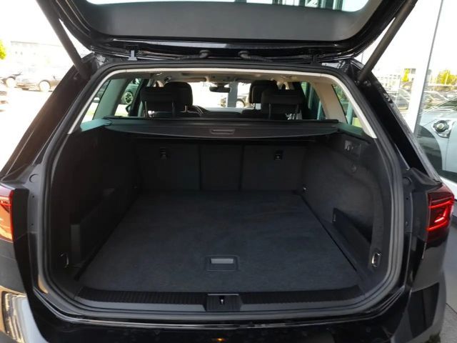 Volkswagen Passat DSG GTE Variant