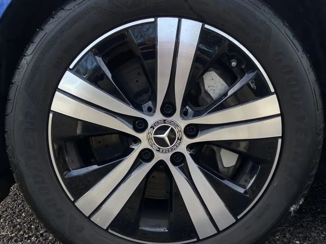 Mercedes-Benz C 300 AVANTGARDE Estate