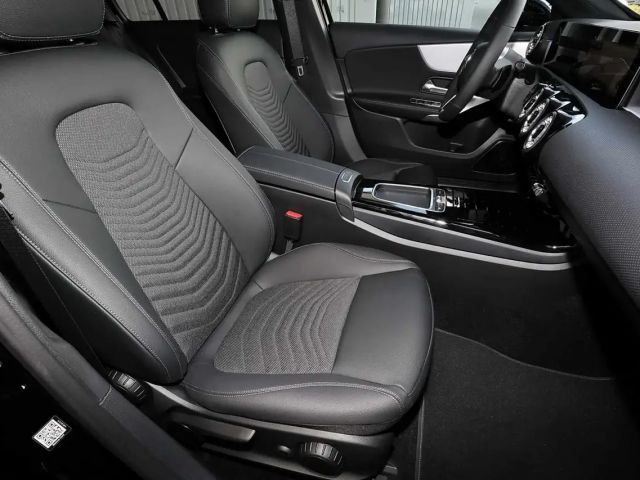 Mercedes-Benz A 200 Progressive