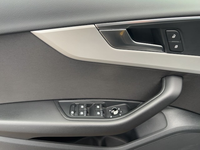 Audi A4 35 TDI Avant S-Line S-Tronic